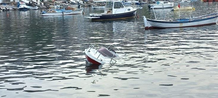 Kdz.Ereğli’de seyir halindeki tekne battı