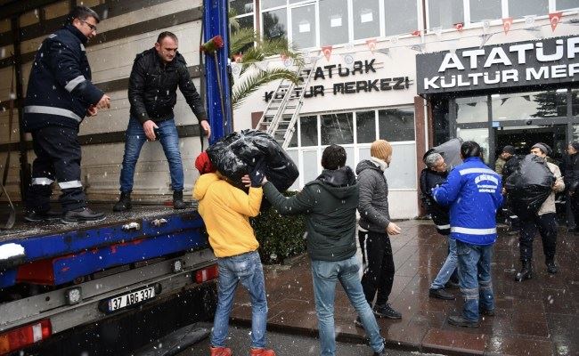 Kdz.Ereğli Belediyesinin yardım kampanyası sürüyor