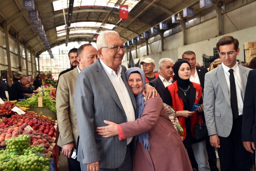 BAŞKAN POSBIYIK, ÇARŞI-PAZAR GEZİYOR, KILIÇDAROĞLU’NA DESTEK İSTİYOR