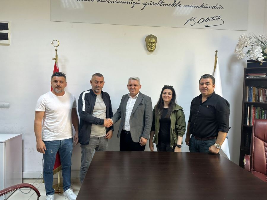 KDZ. EREĞLİ BELEDİYESPOR KADIN FUTBOL TAKIMI, TEKNİK DİREKTÖRLER YAMAN VE AĞAR’LA YOLA DEVAM EDİYOR