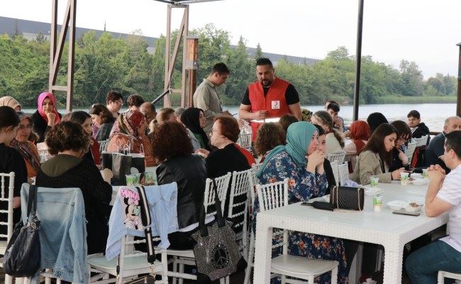 Kdz. Ereğli Kızılay diyabetli çocuklar ve ailelerini buluşturdu