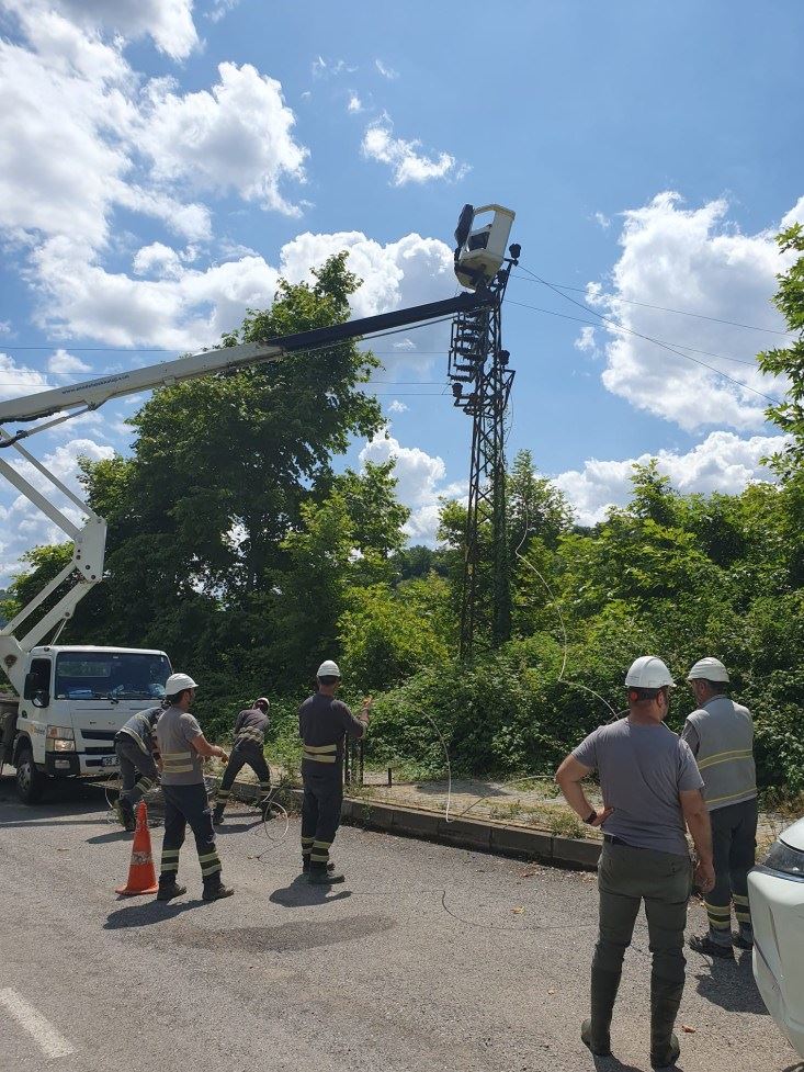 Başkent EDAŞ’tan selde güvenli elektrik mücadelesi