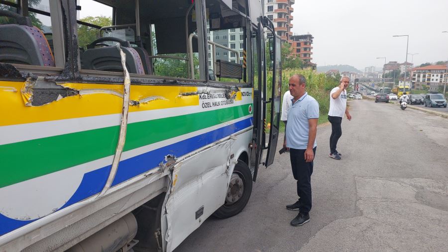 EREĞLİ’DE KEPÇE HALK OTOBÜSÜNÜ BİÇTİ! ÇOK SAYIDA YARALI VAR