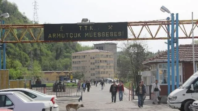 TTK Armutçuk Müessesesinde göçük: 13 işçi göçük altında