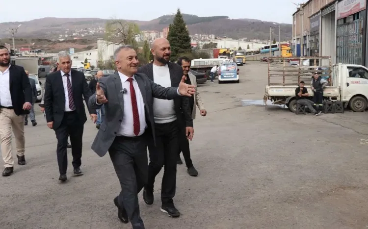 Belen Sanayi Sitesi Esnafından Sesli’ye Yoğun İlgi