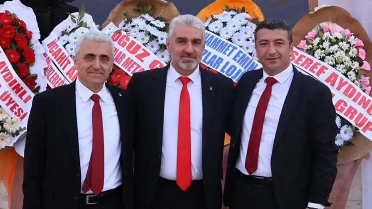 AK Parti Belediye Meclis üyesi adayının evini polis bastı