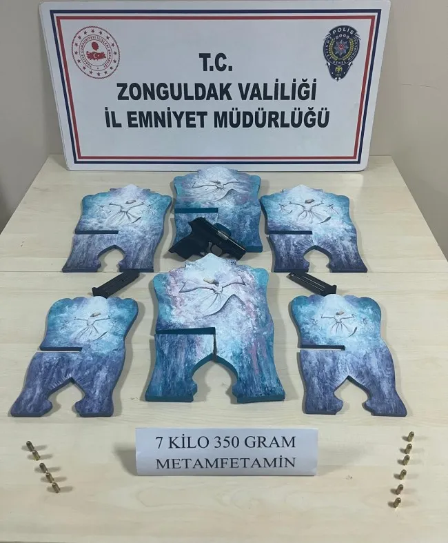 Semazen Figürlü Rahleden Uyuşturucu Çıktı!